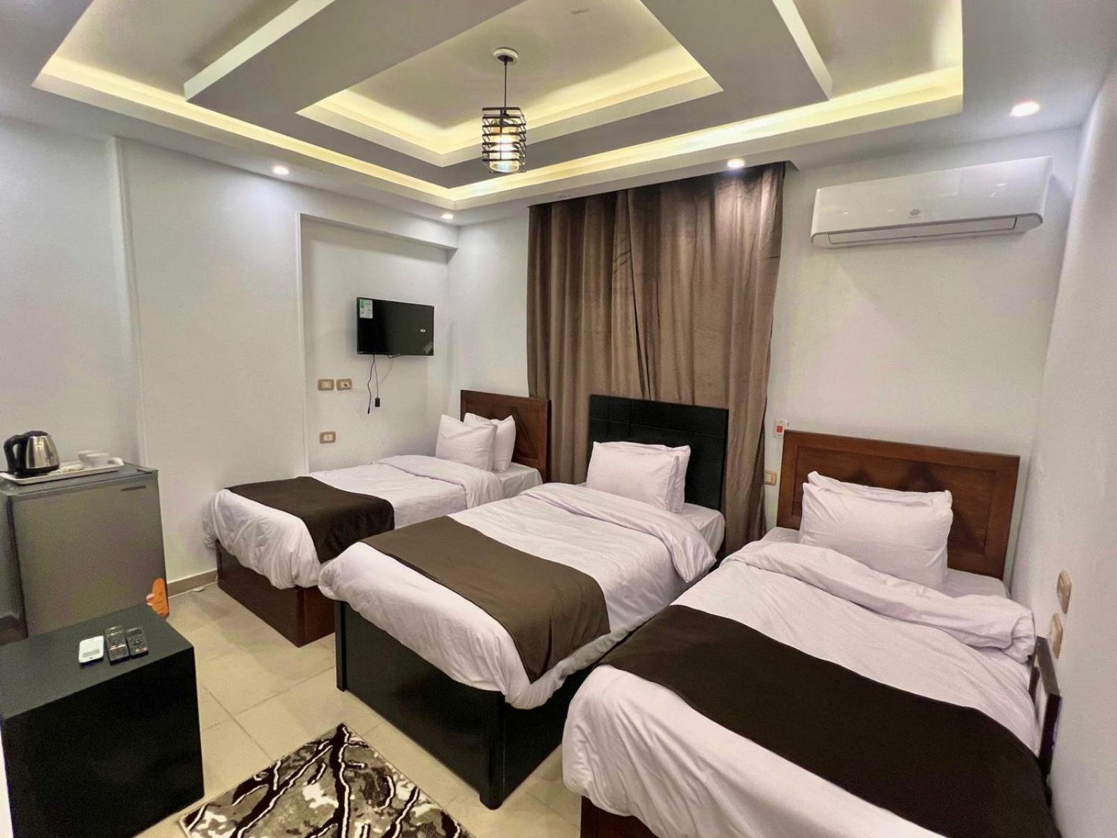 Rixsos Pyramids Inn Nazlet el-Sîsi エクステリア 写真